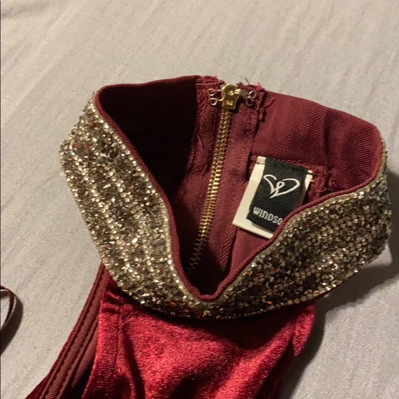 Velvet wine dress size xs , brand new - Picture 4 of 7